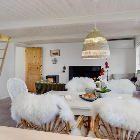 بيت للعطل 1 Bedroom In